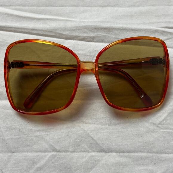 1970\'s Oversized Squared Cute Sunglasses Amber/Brown Tinted Made In Korea main image 5
